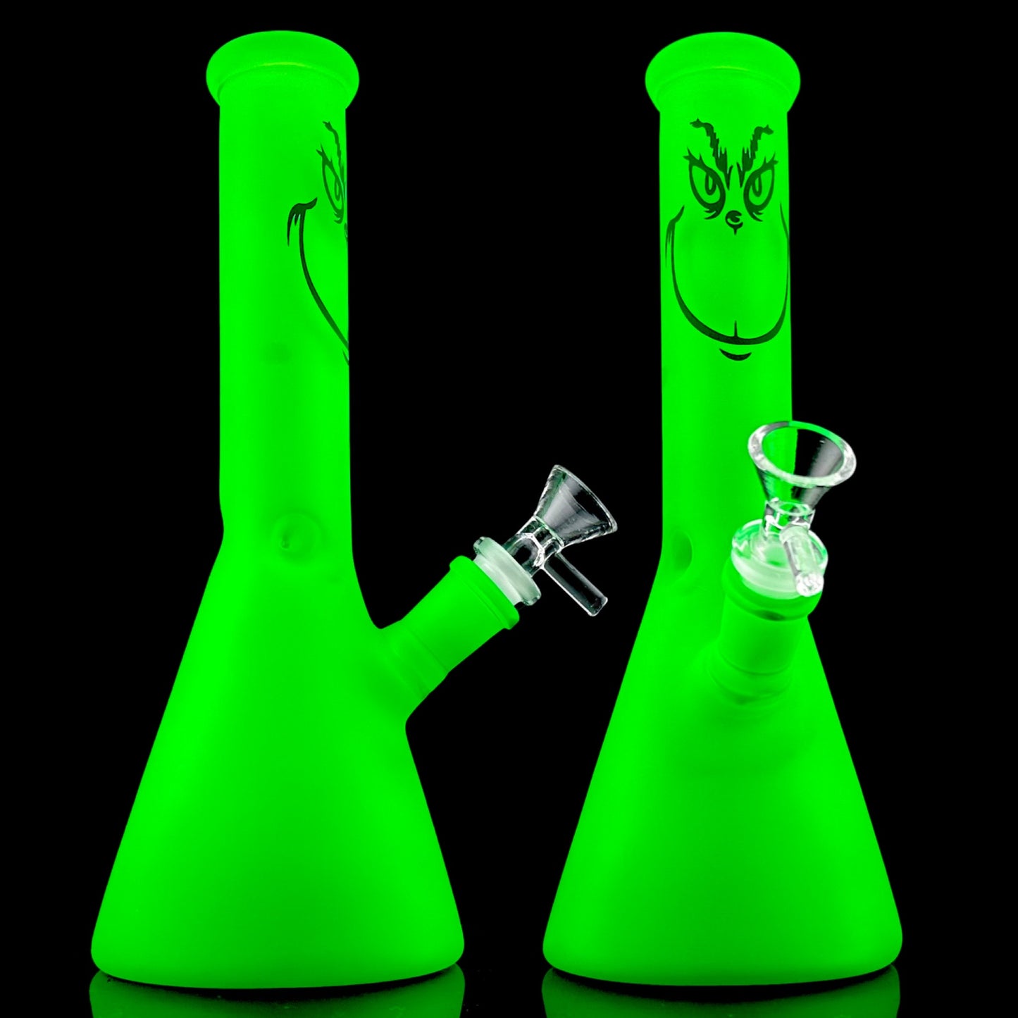 Grinch bong