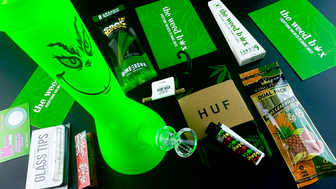 Grinch bong