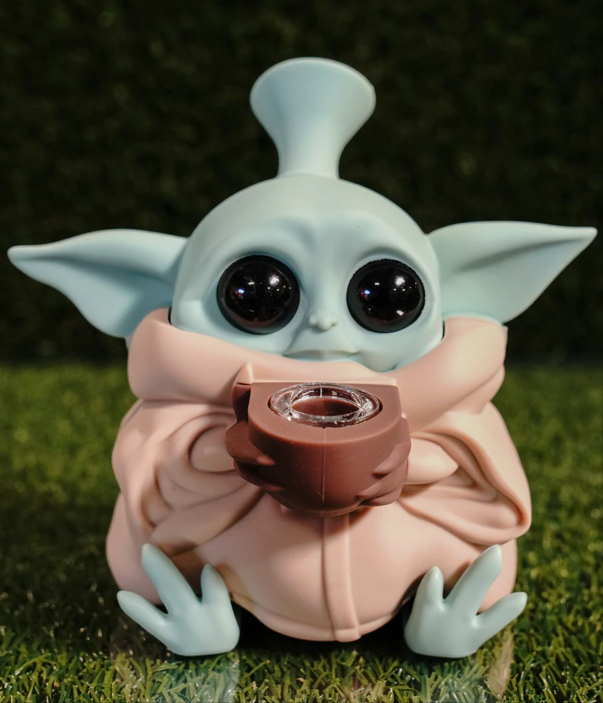 Grogu Bong